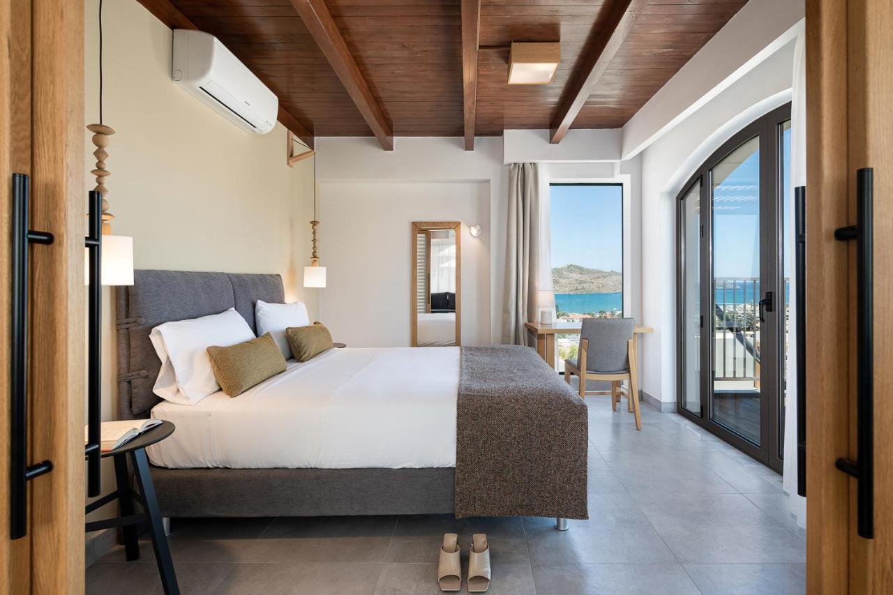 Agia Marina Theros Apartments エクステリア 写真